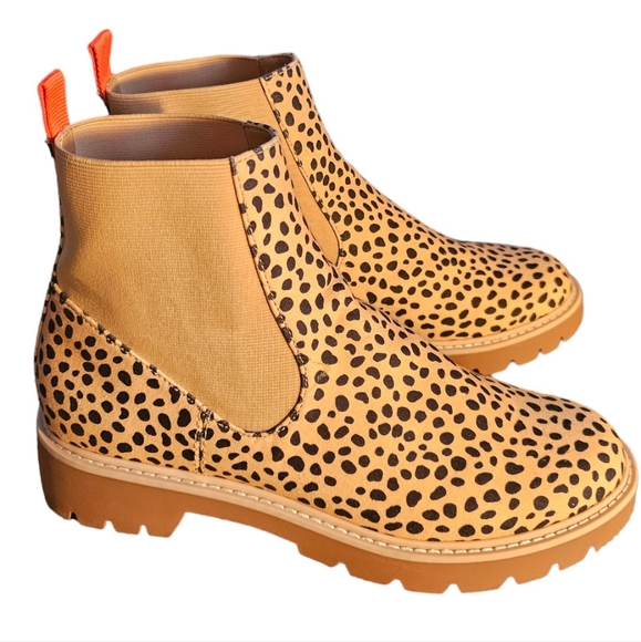 EUC | Dolce Vita Pepper Leopard Cheetah Animal Print Chelsea Bootie | Size: 10M - Picture 5 of 14